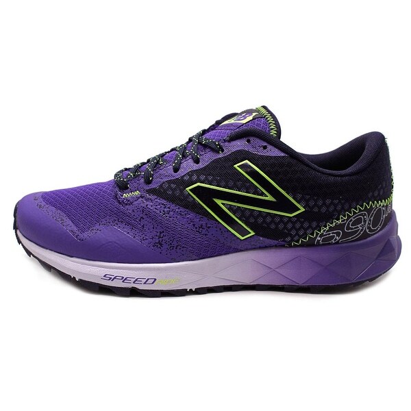 new balance wt690