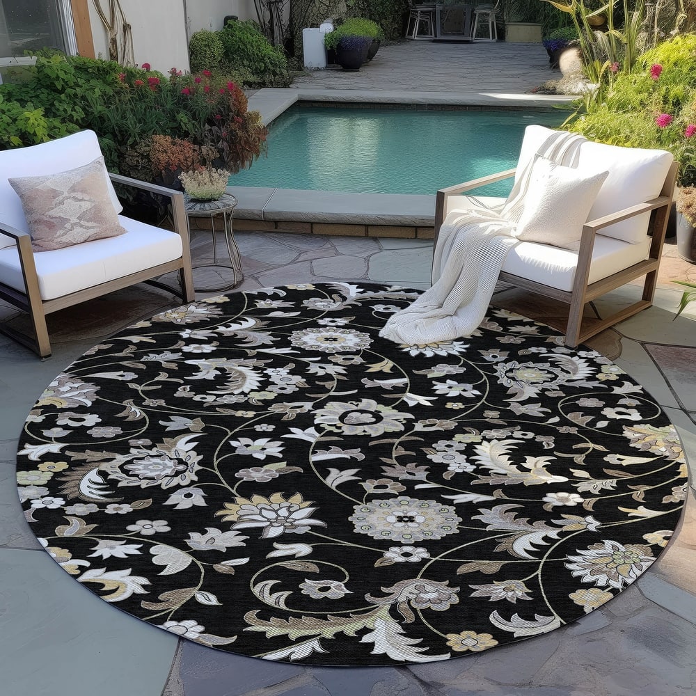 Machine Washable Indoor/ Outdoor Traditional Chantille Rug