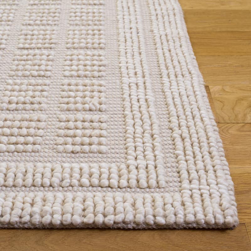 SAFAVIEH Handmade Natura Mysie Raised Textured Wool Blend Rug