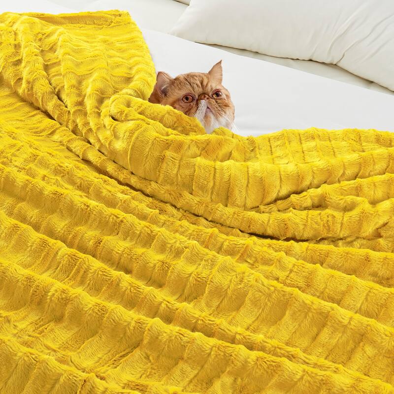 Oversized Derby Double Sided Fauxfur Throw