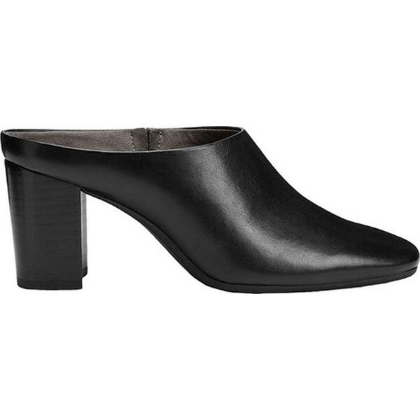 womens black leather mules