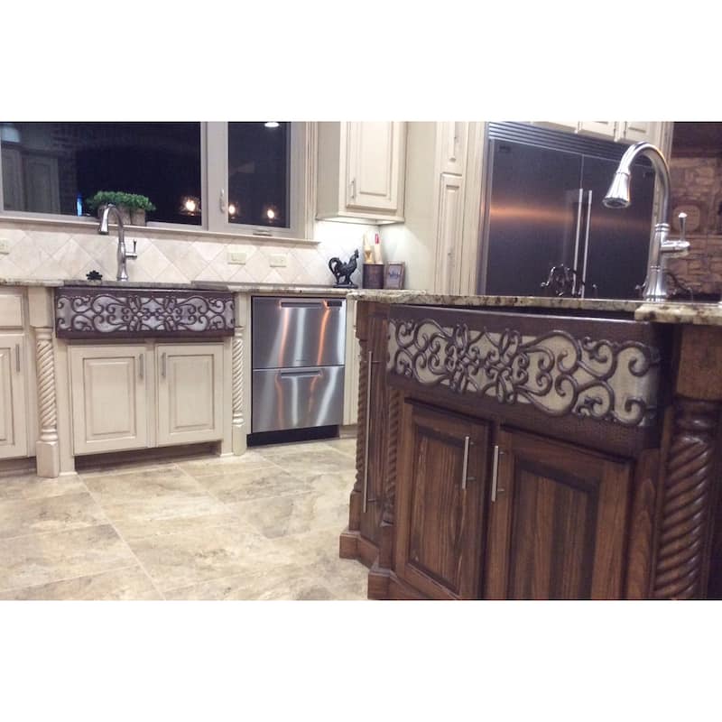 33-in Hammered Copper Apron Front Single Basin Kitchen Sink w/ Scroll Design and Nickel Background (KASDB33229S-NB)