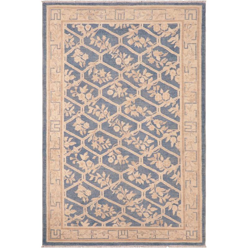Hexagonal Trellis Floral Hand-Knotted Wool Area Rug - 5'10'' x 9'2''