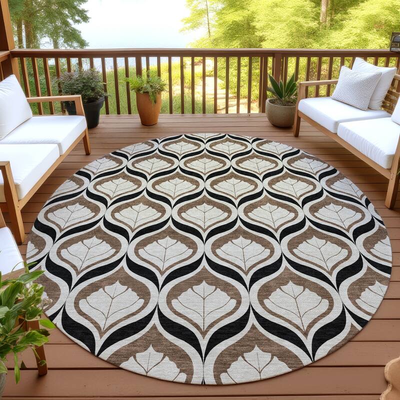 Machine Washable Indoor/ Outdoor Modern Trellis Chantille Rug - Fudge - 8' x 8'