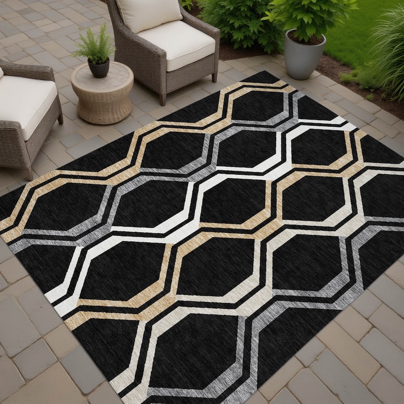 Machine Washable Indoor/ Outdoor Contemporary Dimensions Chantille Rug - Black - 3' x 5'