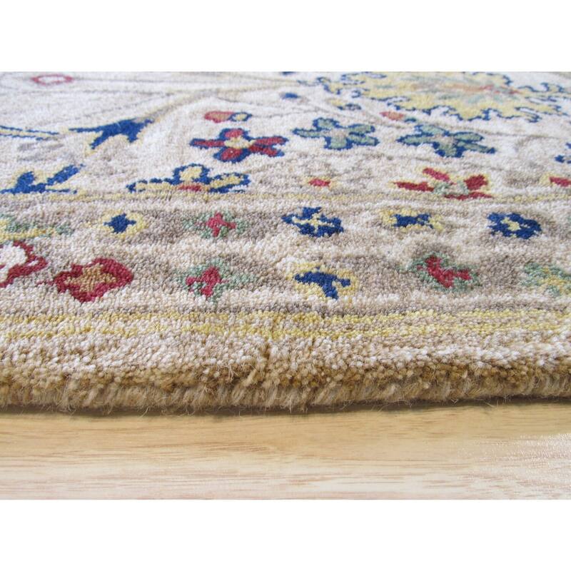 Ivory Hand-Tufted Wool Traditional Morris Rug, 2'6 x 10', Timeless Soft Floor Covering - L