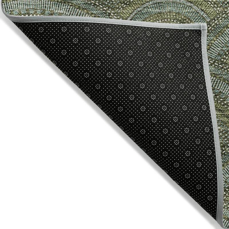 Machine Washable Indoor/ Outdoor Modern Mosaic Chantille Rug