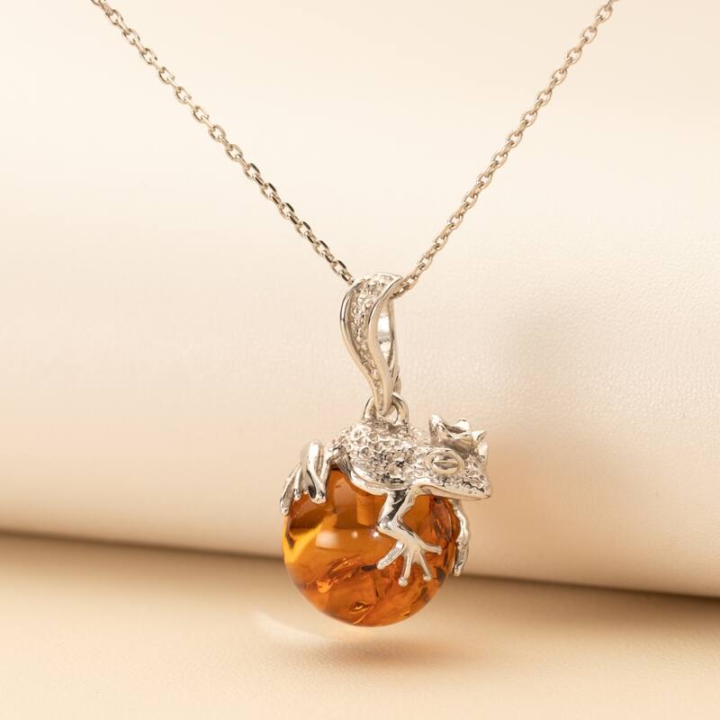 Amber Frog Animal Pendant in Sterling Silver