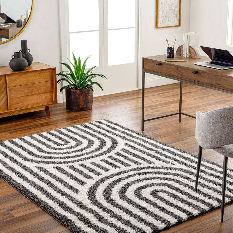 Livabliss Birmingham Archway Plush Area Rug