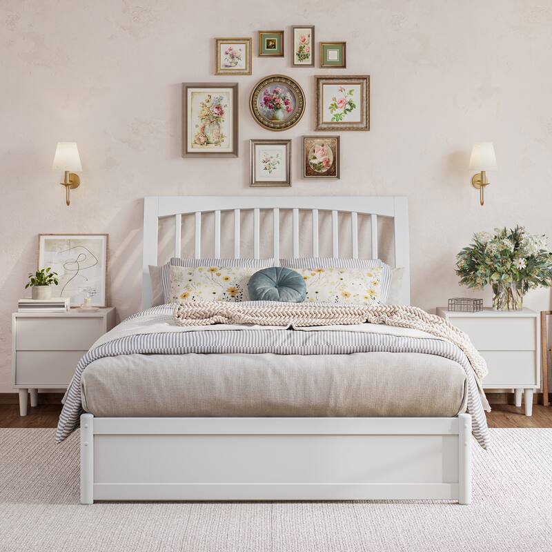 Roslyn Platform Bed with Panel Footboard and Twin Trundle