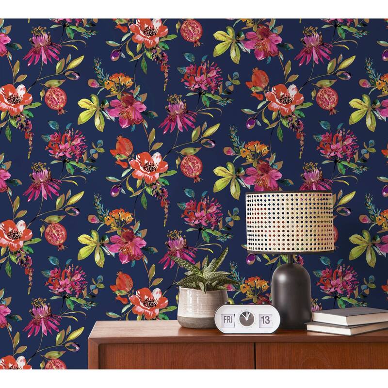 Melgrano Floral Navy Blue Unpasted Wallpaper – 396in x 20.8in