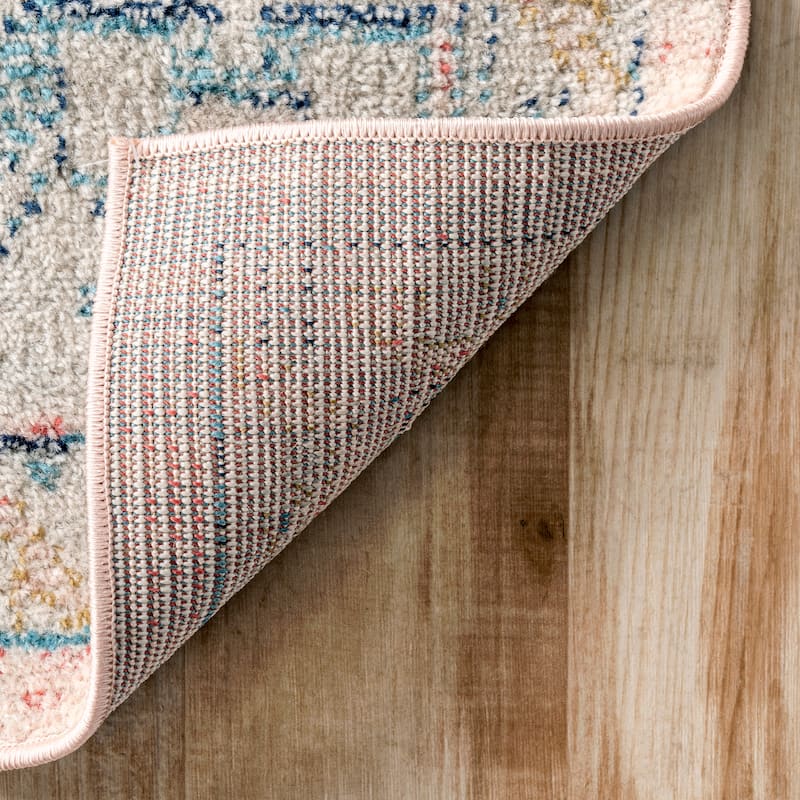 Nuloom Chase Faded Vintage Medallion Area Rug