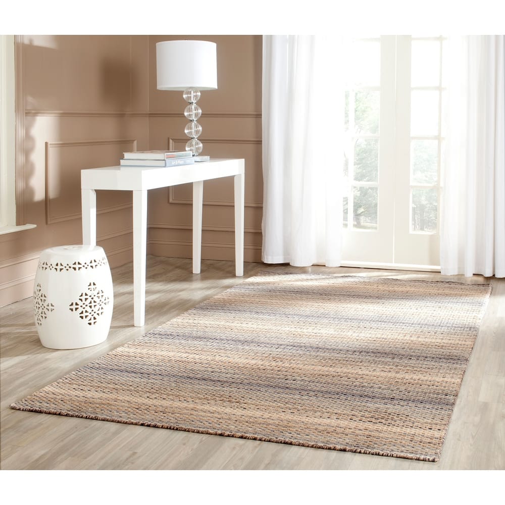 SAFAVIEH Handmade Himalaya Slavomila Modern Wool Rug