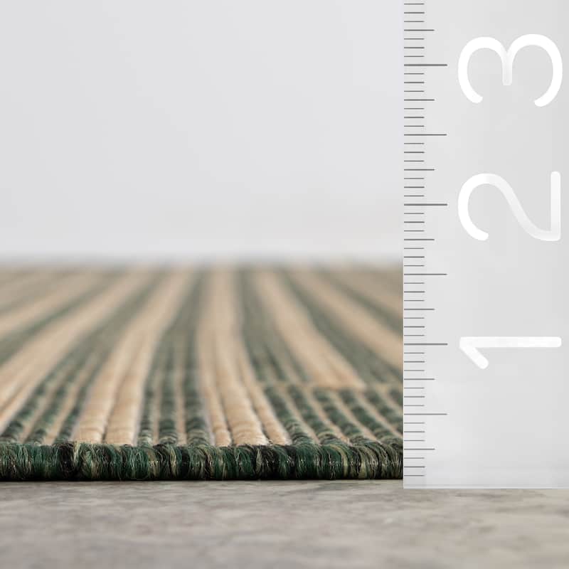 Nuloom Debrin Striped Indoor/Outdoor Area Rug