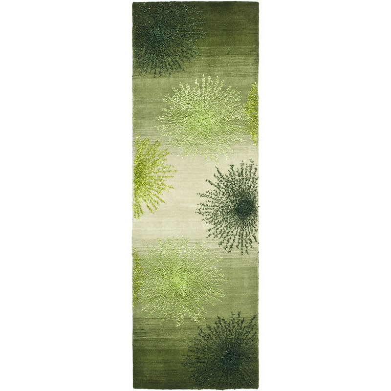 SAFAVIEH Handmade Soho Miyase Burst New Zealand Wool Rug - 2'6" x 6' Runner - Green/Multi