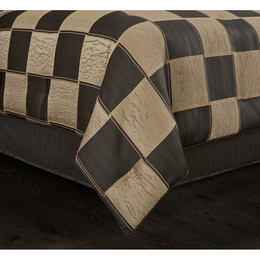 J. Queen New York Brando Bronze Comforter Set