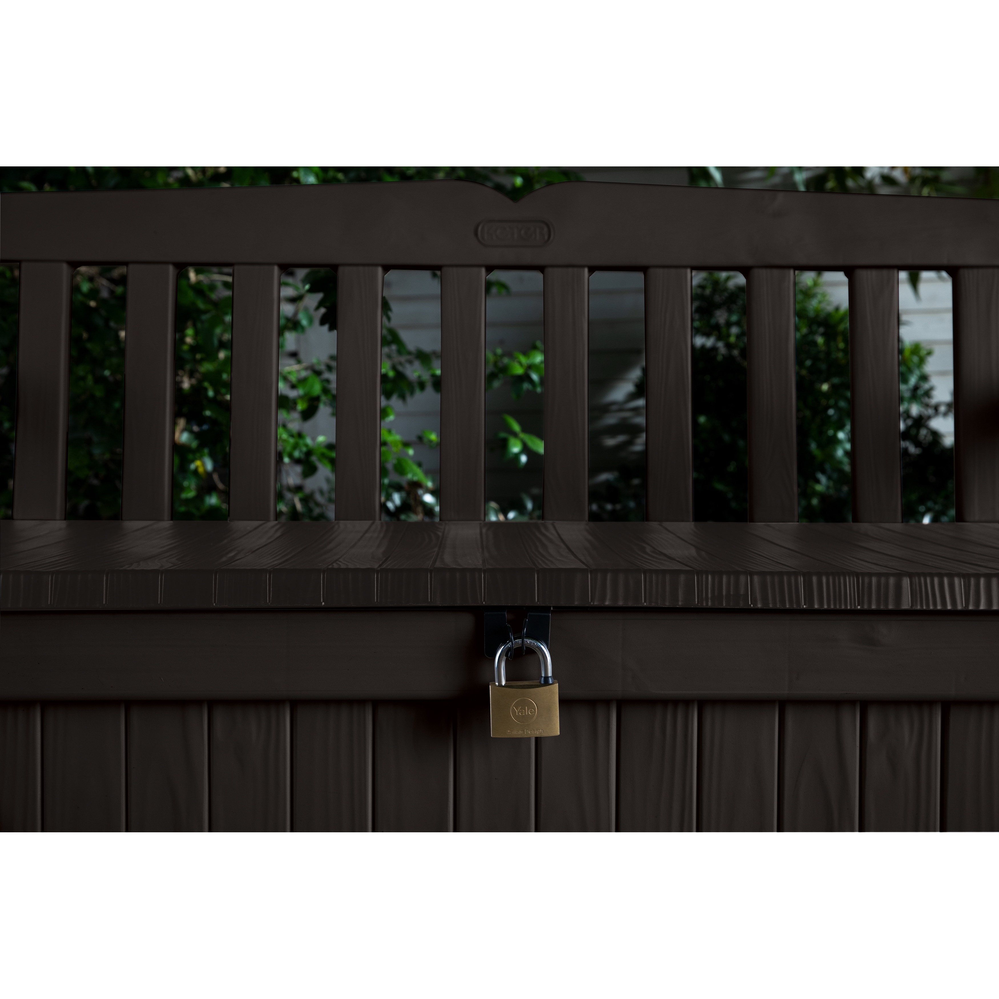 Keter eden 70 gallon sales storage bench deck box