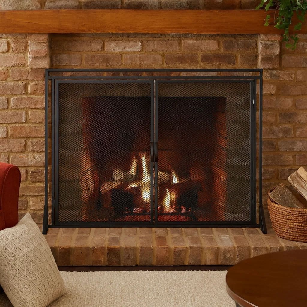 Fireplace Screen, 2 Doors, Open Diamond Mesh Design, Matte Black Iron