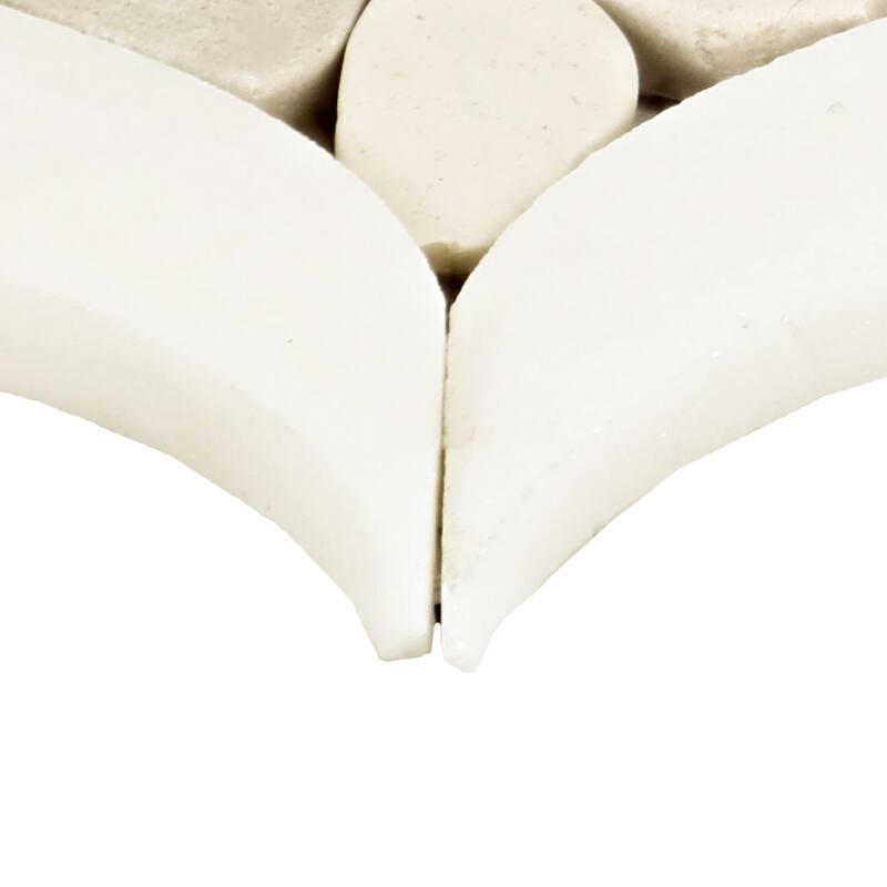 Daltile Pebble Oasis Natural Stone Petal Pebble Mosaic 15" x 11" (11 PC per Carton) (8.47 SQFT per Carton) - N/A