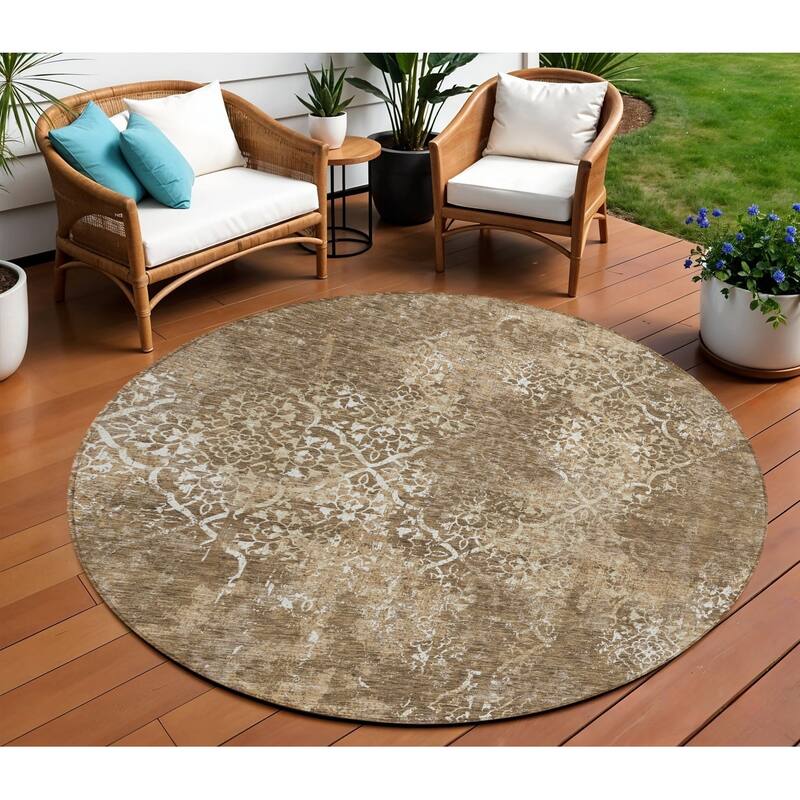 HomeRoots Floral Transitional Rectangle Outdoor Rug - 8' Round