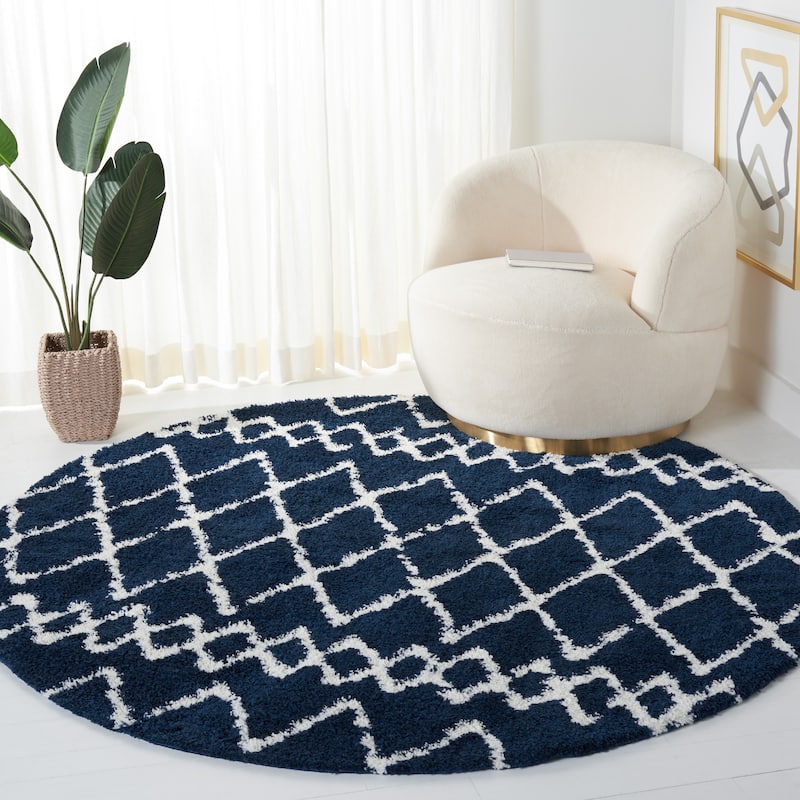 SAFAVIEH Berber Shag Ilmie Light Grey/Cream Rug - 6'7" Round - Navy/Ivory
