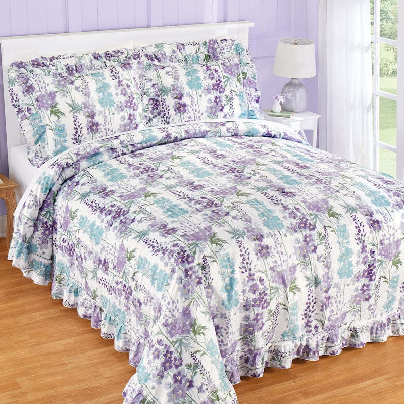 Jenni Floral Lightweight Plissé Ruffled Edge Bedspread - King