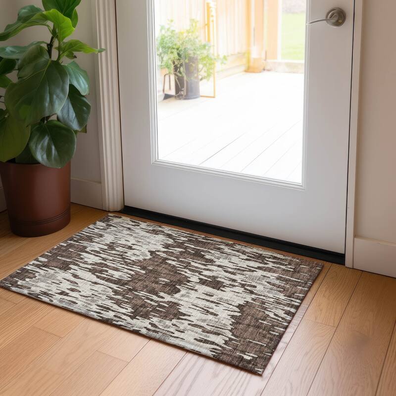 Machine Washable Indoor/ Outdoor Modern Watercolor Chantille Rug - Brown - 1'8" x 2'6"
