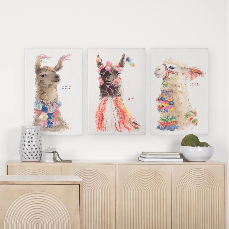 Lama II (20 x 30) Canvas Art Print