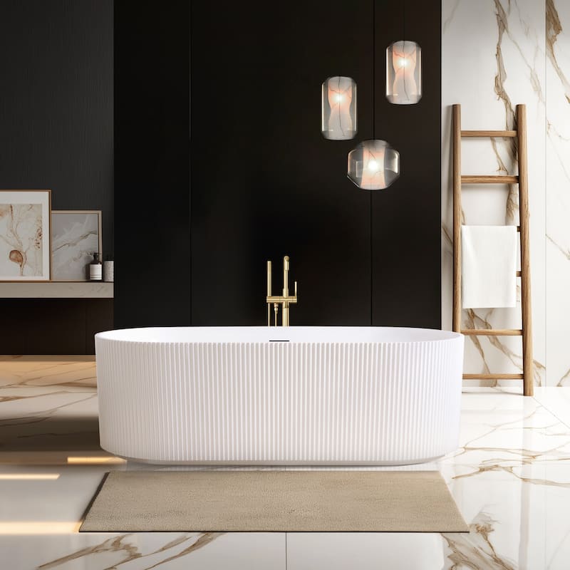 Linyi Freestanding Acrylic Soaking Bathtub