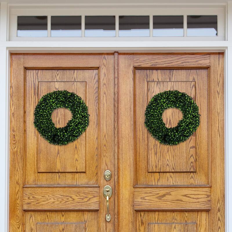 Pure Garden Decorative UV Resistant Boxwood Fall Wreath - 16.5-Inch Round