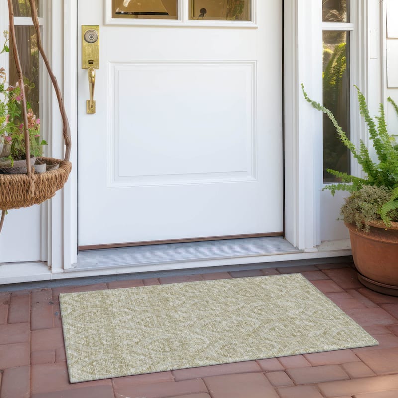 Machine Washable Indoor/ Outdoor Damask Chantille Rug