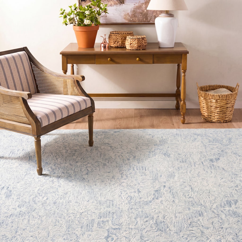 Martha Stewart by SAFAVIEH Handmade Lucille Wool Area Rug