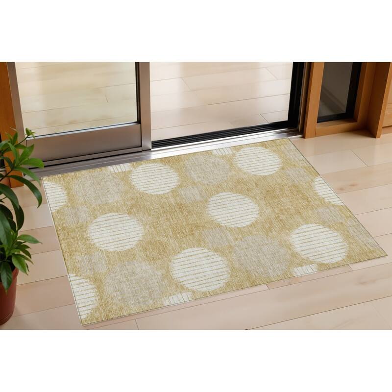 HomeRoots Geometric Transitional Rectangle Outdoor Rug - 3' x 5'