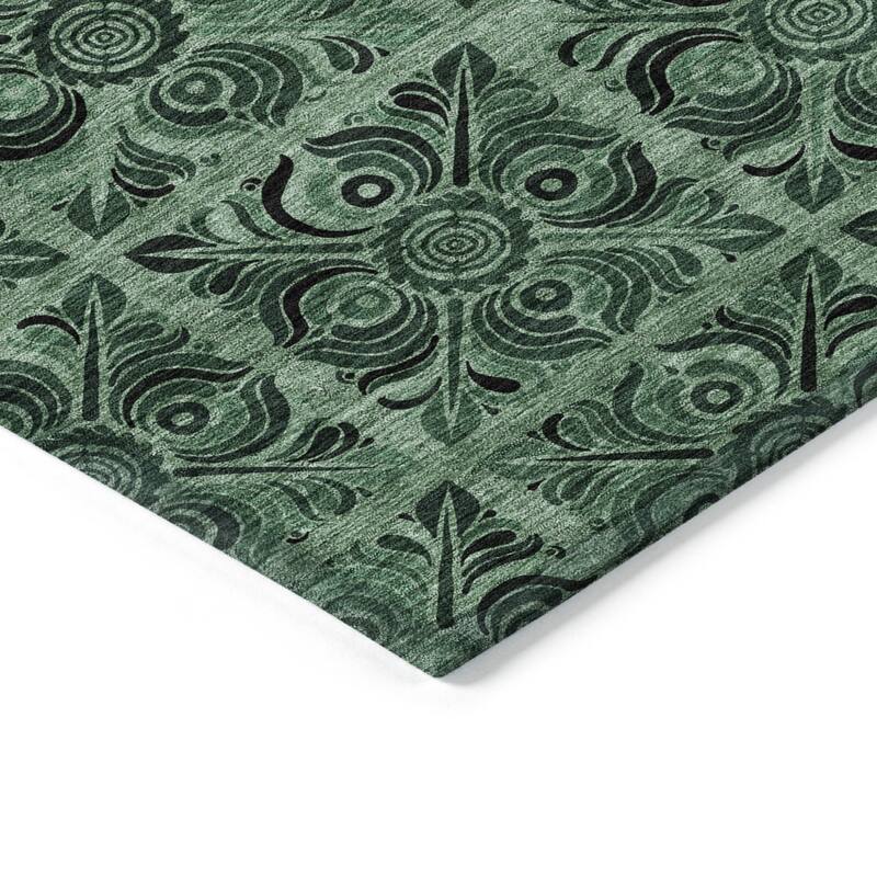 HomeRoots Medallion Transitional Rectangle Outdoor Rug