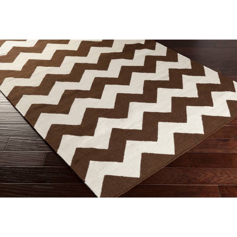 Hand-Woven Zoey Chevron Reverisble Flatweave Wool Rug (2' x 3')
