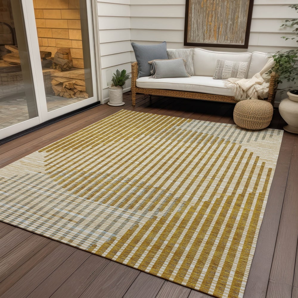 Machine Washable Indoor/ Outdoor Abstract Stripe Chantille Rug