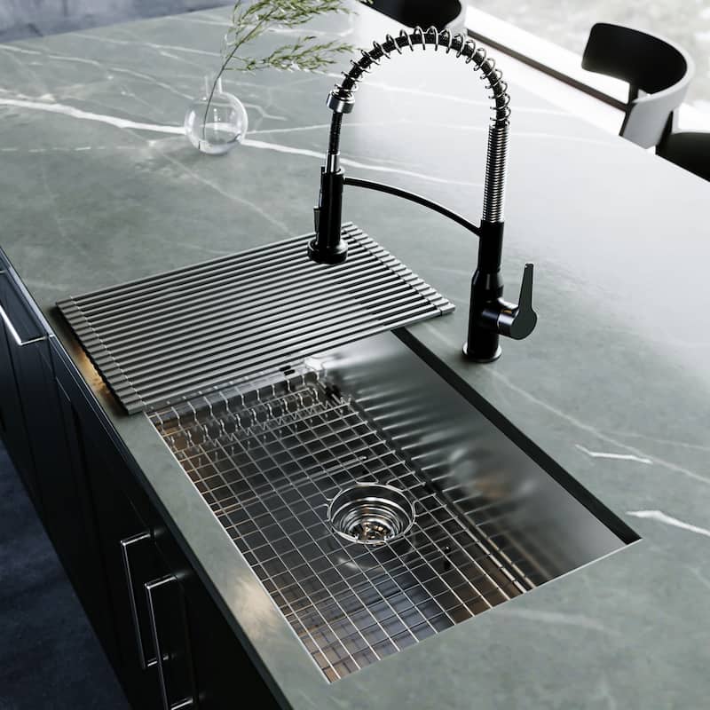 Karran Fusion Undermount 33-in x 18-in Stainless Steel Single Bowl Kitchen Sink