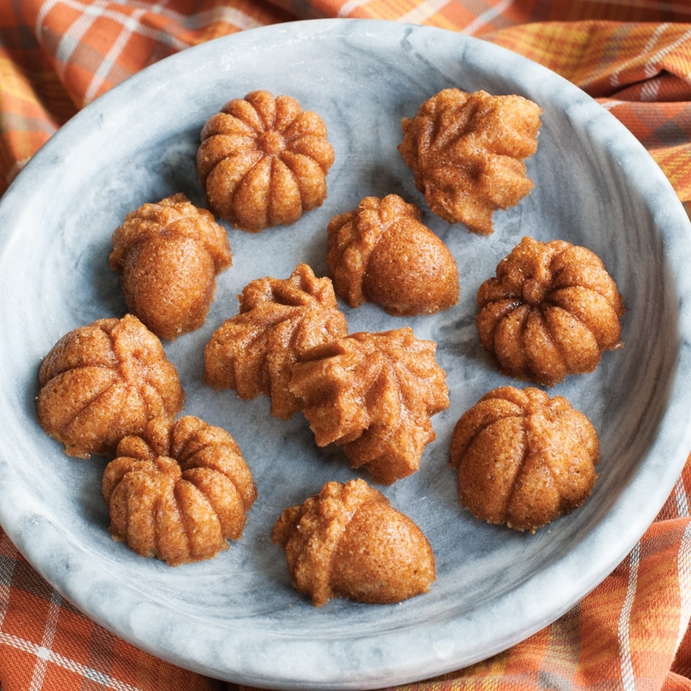 ★専用★ノルディックウェア ACORN CAKELET PAN どんぐり 新品 Autumn Delights Cakelet Pan | Nordic Ware | Everything Kitchens