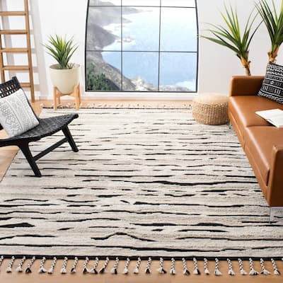 SAFAVIEH Hand-Knotted Casablanca Shag Witta Tribal Wool Rug