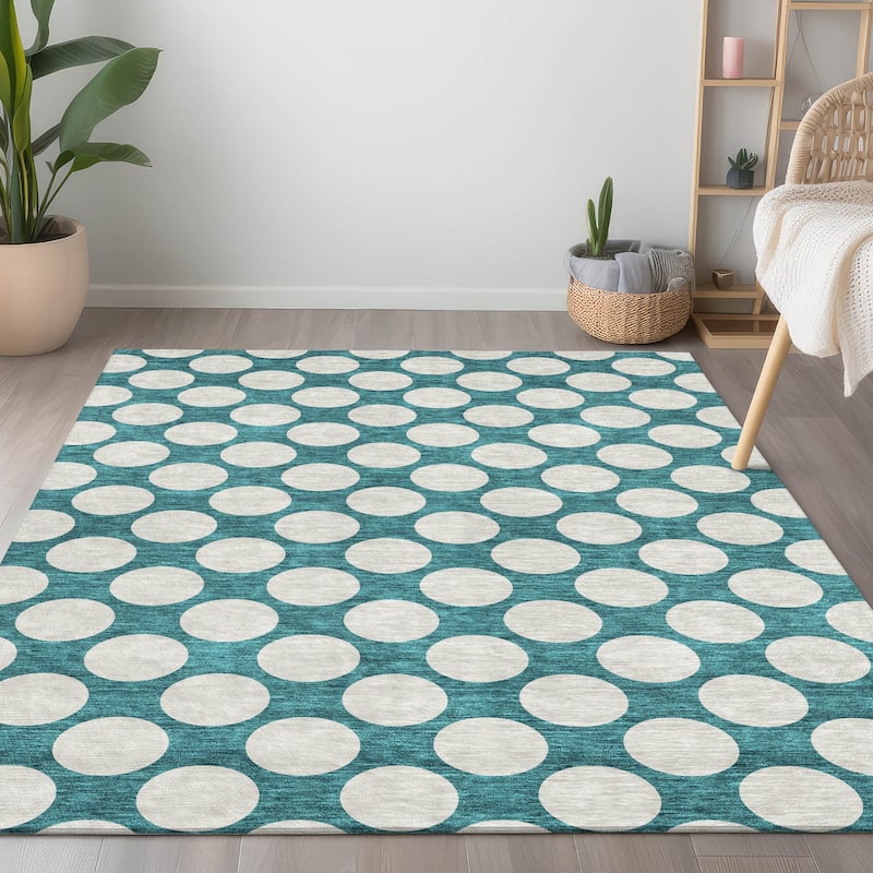 Machine Washable Indoor/ Outdoor Chantille Modern Dots Rug
