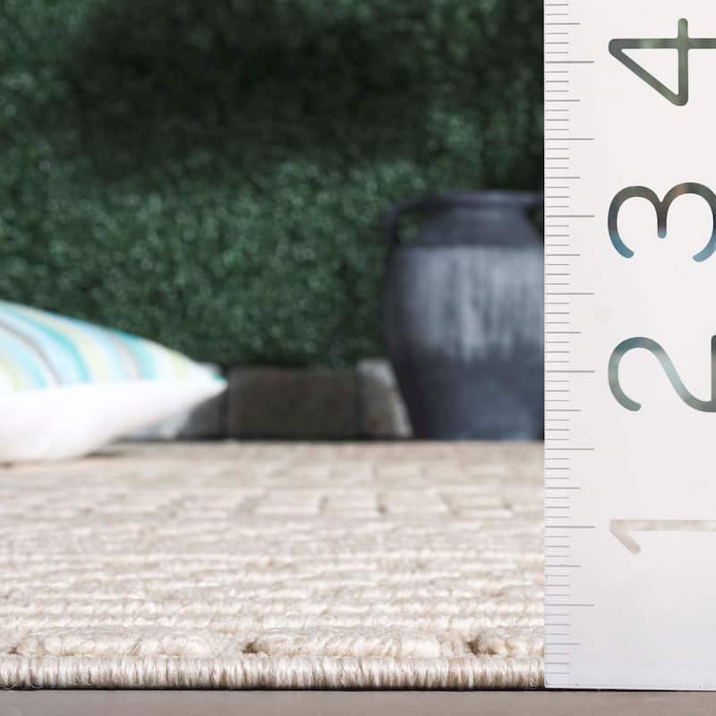 SAFAVIEH Milos Rosabelle Casual Rug