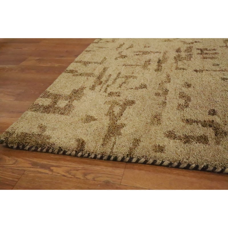 Hand Knotted Oriental 100% Wool Carpet Modern Modern Beige & Ivories Gabbeh Area Rug - 6' 6'' X 4' 8''