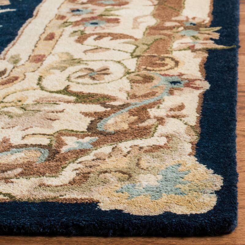 SAFAVIEH Handmade Empire Shawna Traditional Oriental Wool Rug