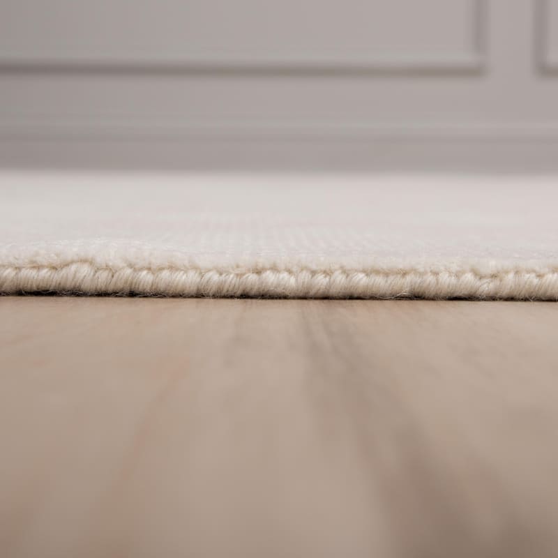 Alora Decor Cedar Hand-loomed Solid Rug