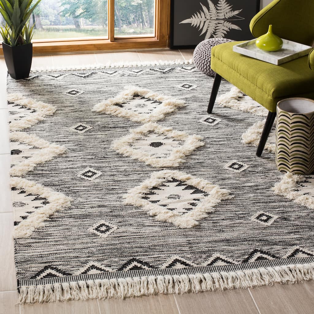 SAFAVIEH Hand-knotted Kenya Fiorenza Southwestern Tribal Wool Rug