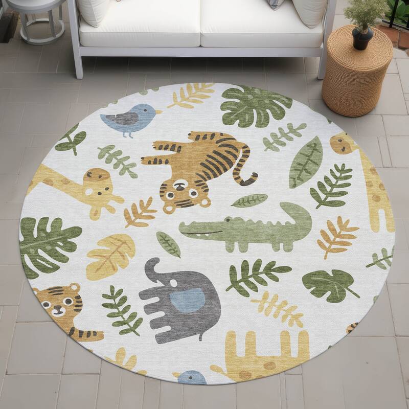 Machine Washable Indoor/ Outdoor Whimsy Safari Animals Chantille Rug - Ivory - 8' x 8'
