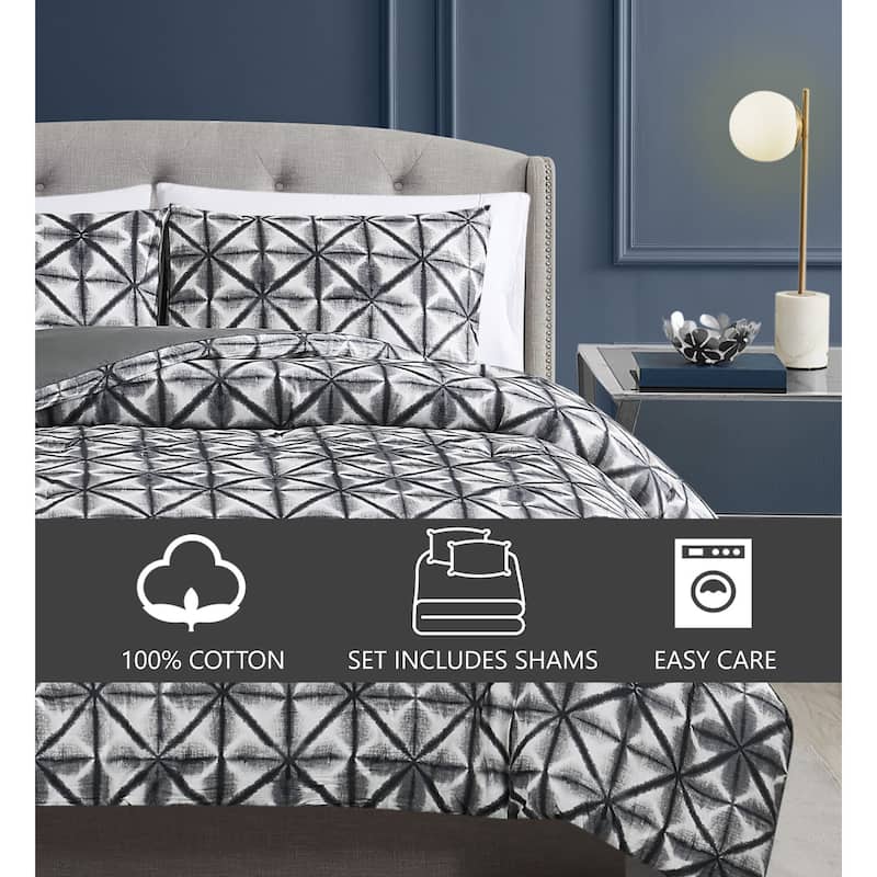 Vince Camuto Linework Stripe 3 Piece Comforter Set