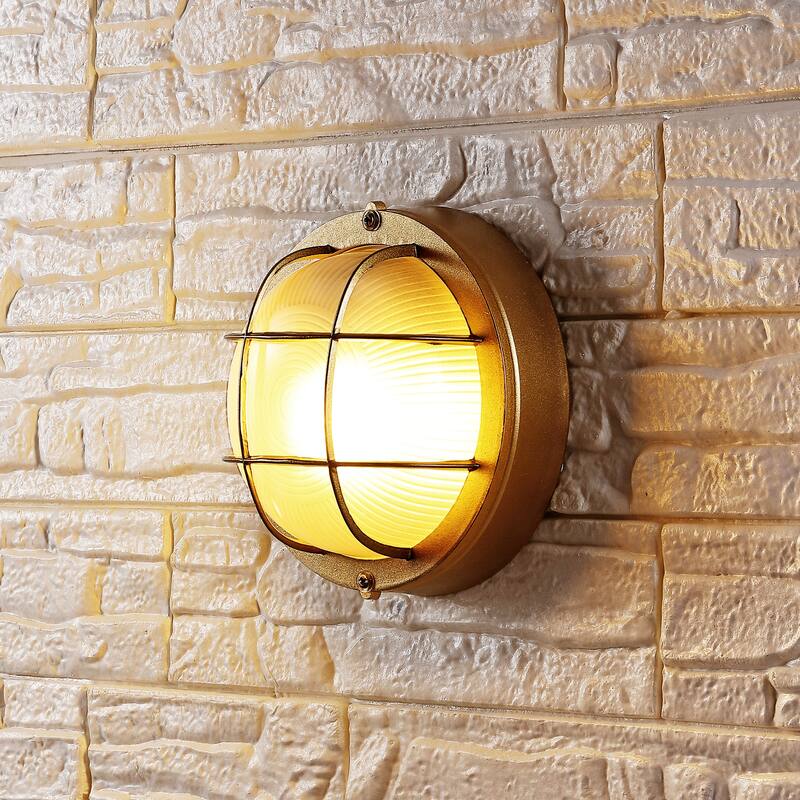 SAFAVIEH Lighting Bogdana Outdoor Wall Sconce - 8" W x 8" D x 4" H - 8Wx8Dx4H