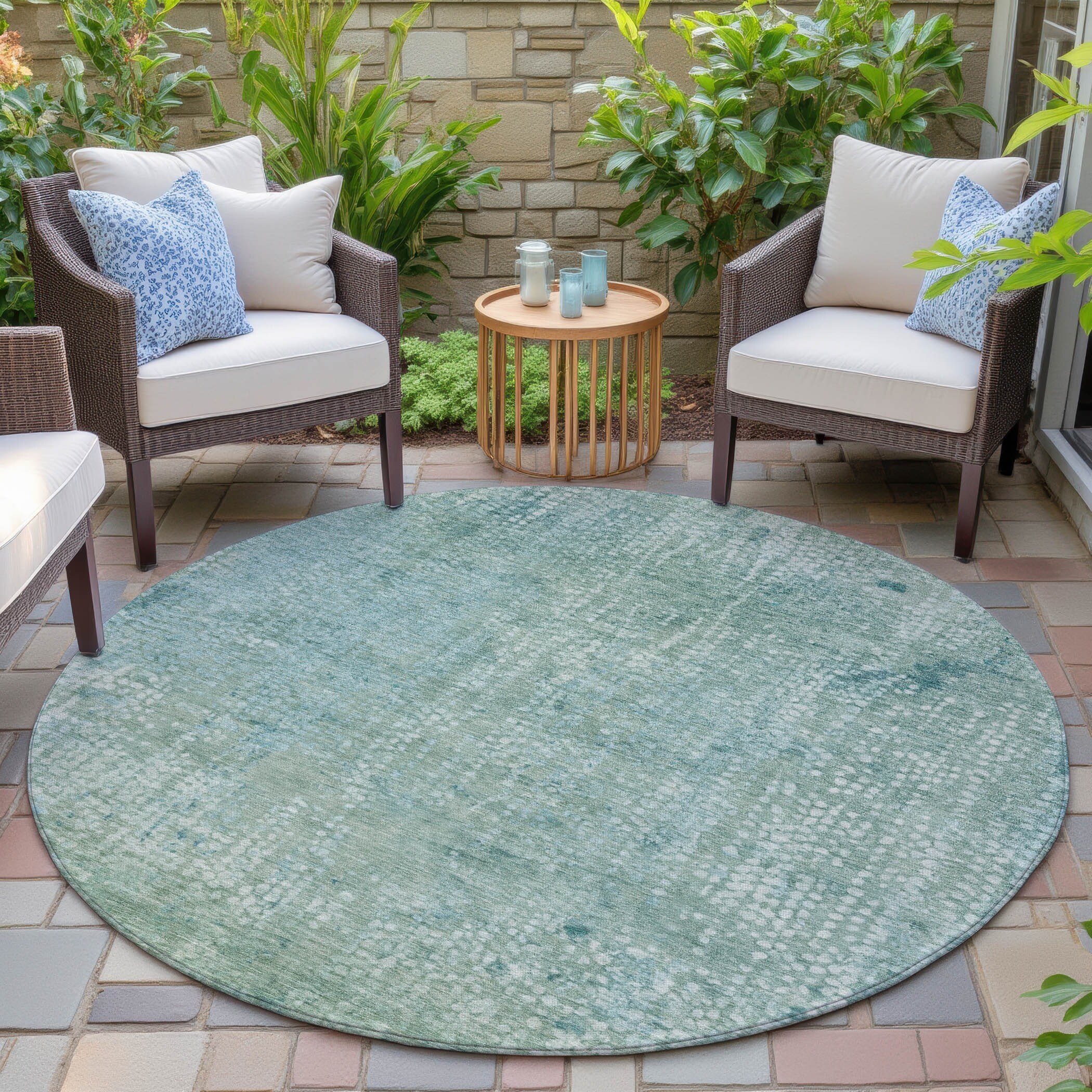 Machine Washable Indoor/Outdoor Contemporary Impressions Chantille Rug