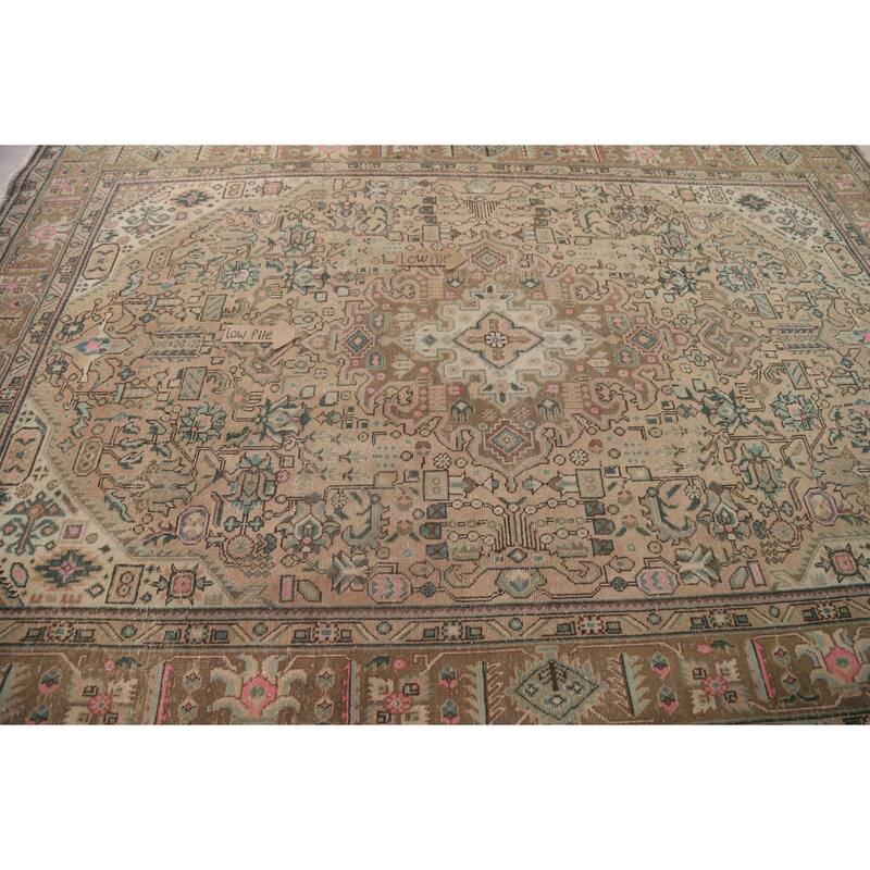 Hand Knotted Oriental 100% Wool Carpet Traditional Medallion Peach Tabriz Area Rug - 9' 7'' X 6' 7''